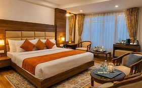Hotel Vista Grand Darjeeling - Near Railway Station And Mall Road